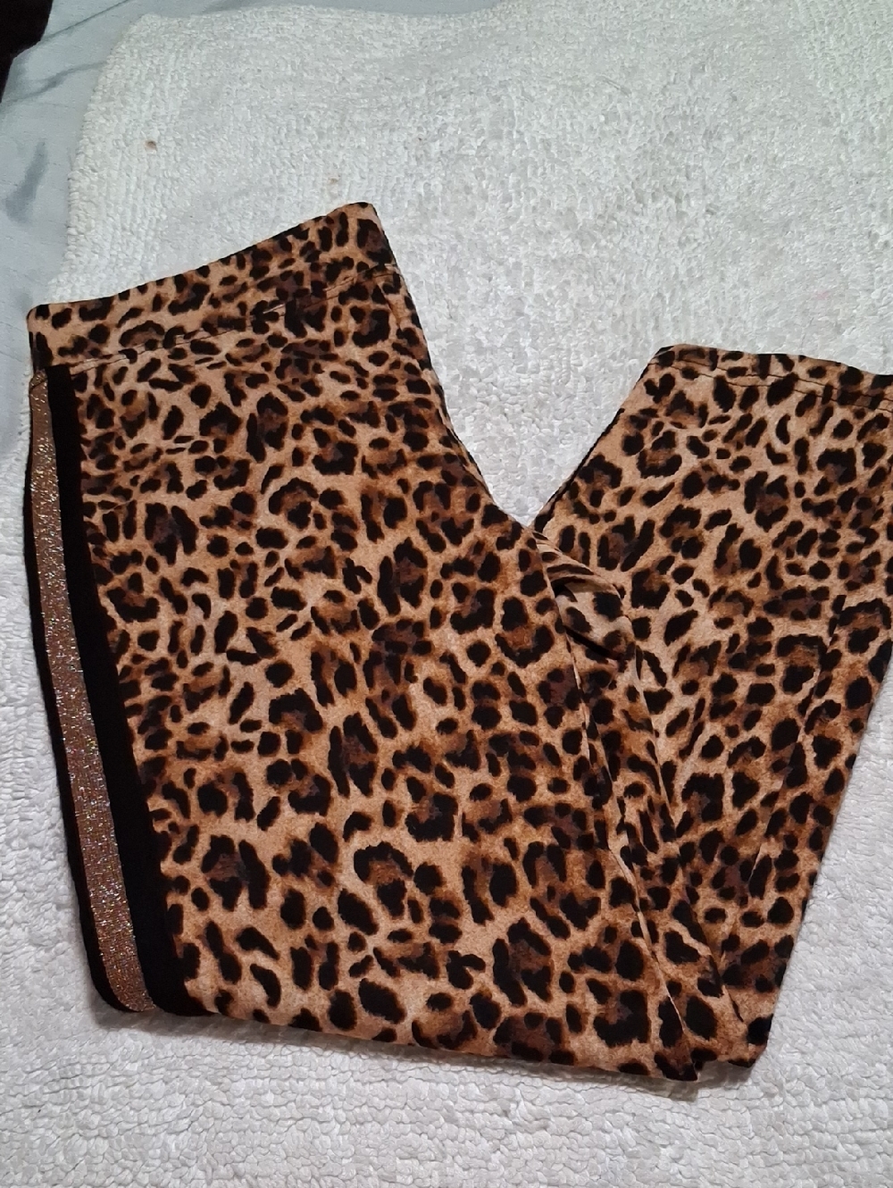 Joseph Ribkoff Leopard Print Pants in Tan, Brown, Black